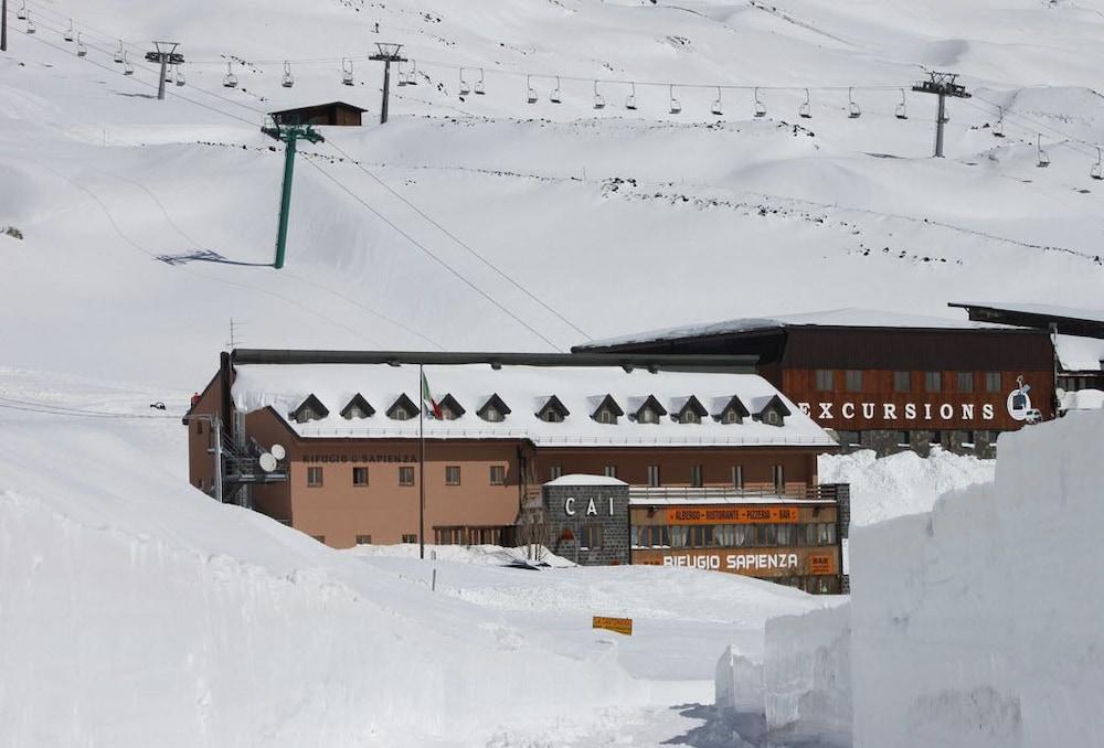 Hotel Rifugio Sapienza Nicolosi Exterior foto